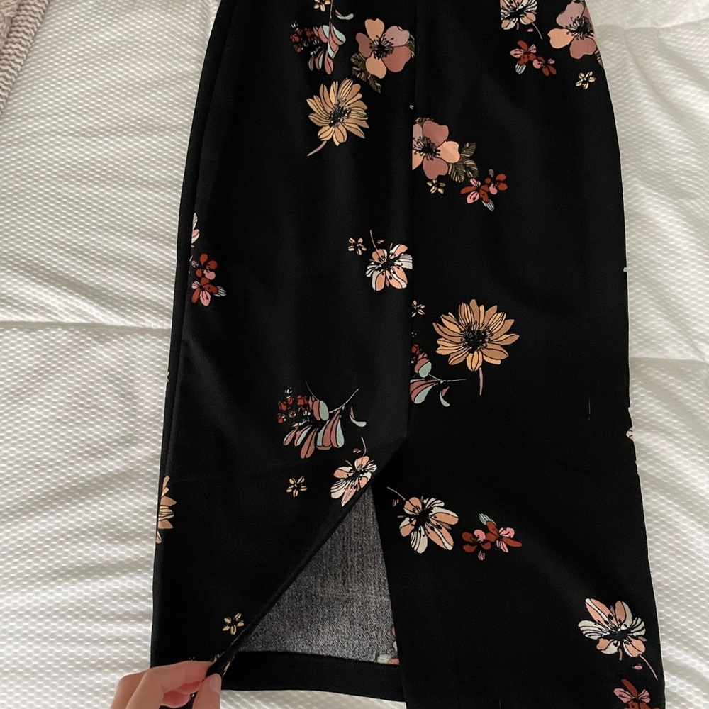 Floral midi skirt - Picture 4 of 8